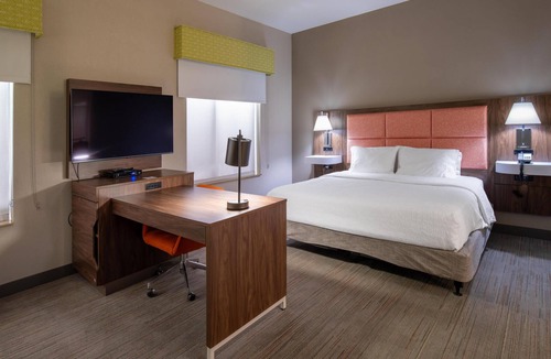 West Omaha Hotel | Hampton Inn Omaha West-Lakeside