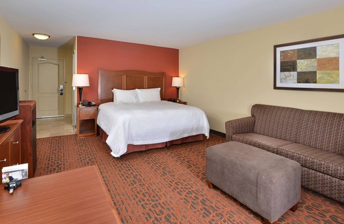 Ottumwa Hotel | Hampton Inn Ottumwa