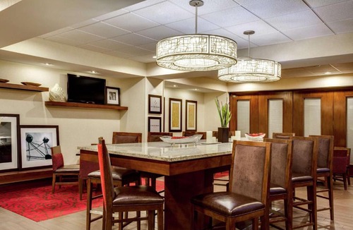 Ozark Hotel | Hampton Inn Ozark