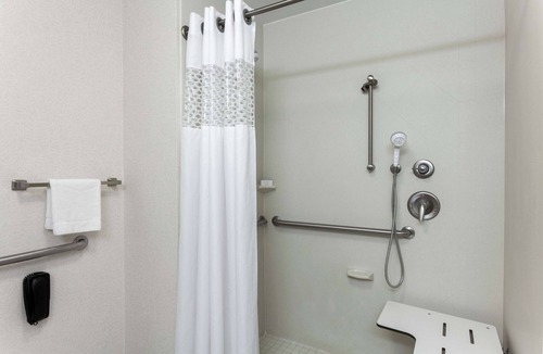 Ozark Hotel | Hampton Inn Ozark