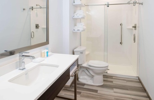 Petaluma Hotel | Hampton Inn Petaluma, CA