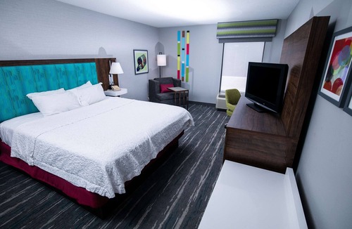 Pickwick Dam Hotel | Hampton Inn Pickwick Dam-At Shiloh Falls