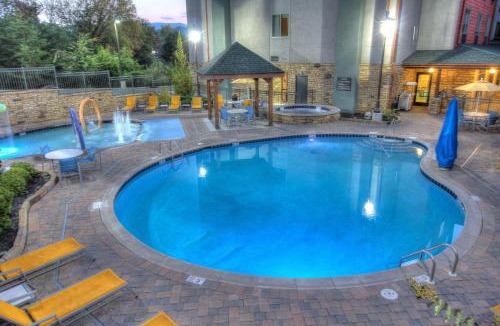 Pigeon Forge Hotel | Hampton Inn Pigeon Forge
