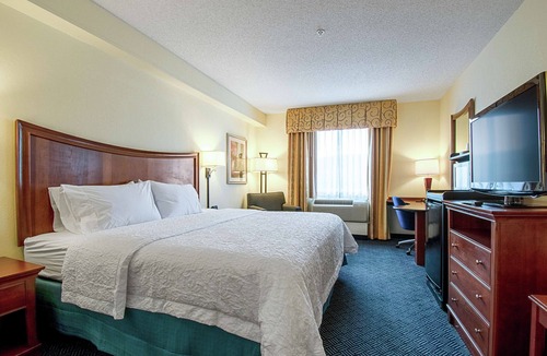 Pine Grove Hotel | Hampton Inn Pine Grove