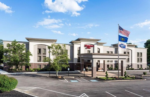 Willock Hotel | Hampton Inn Pittsburgh/West Mifflin
