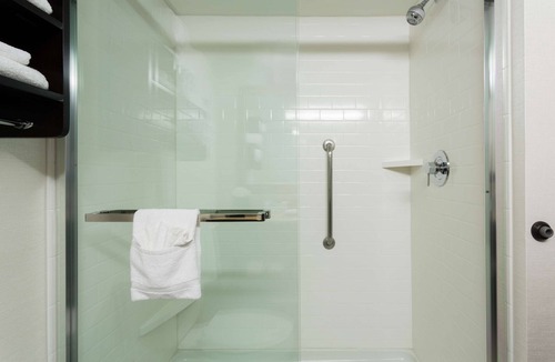 Willock Hotel | Hampton Inn Pittsburgh/West Mifflin