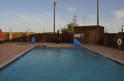 Pleasanton Hotel | Hampton Inn Pleasanton