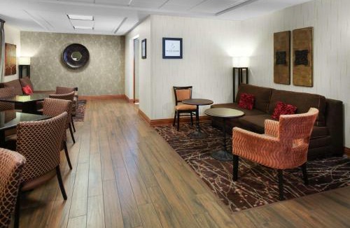 Portage Hotel | Hampton Inn Portage