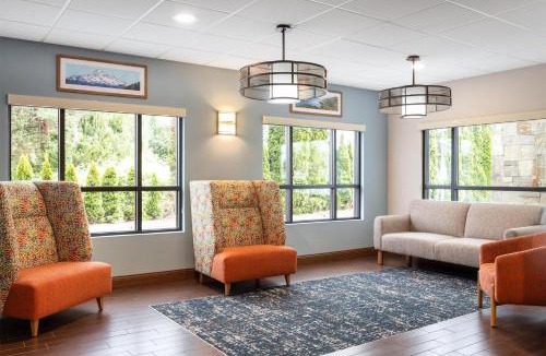 Wilkes East Hotel | Hampton Inn Portland East
