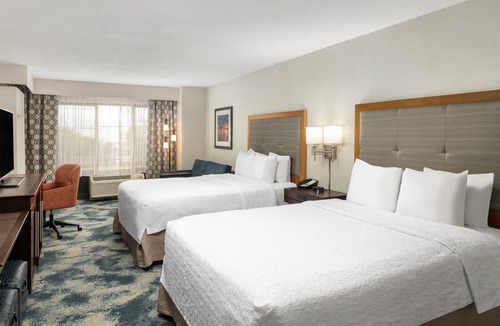 Wilkes East Hotel | Hampton Inn Portland East
