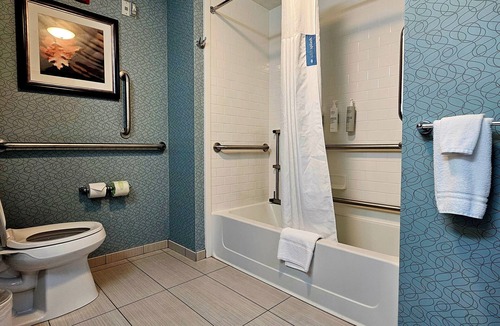 Potsdam Hotel | Hampton Inn Potsdam, NY