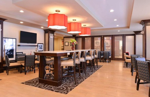 Potsdam Hotel | Hampton Inn Potsdam