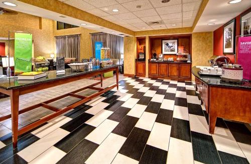 Quincy Hotel | Hampton Inn Quincy