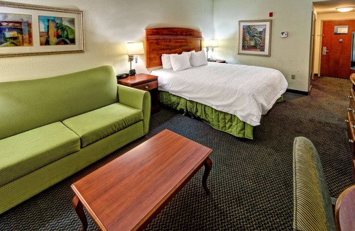 Quincy Hotel | Hampton Inn Quincy