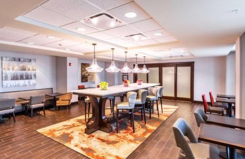 Rawlins Hotel | Hampton Inn Rawlins