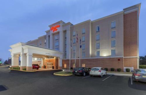 South Richmond Hotel | Hampton Inn Richmond - South