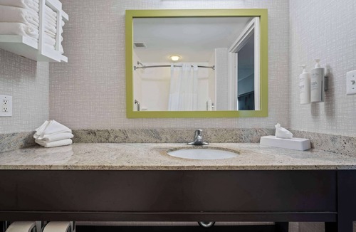 Ridgefield Park Hotel | Hampton Inn Ridgefield Park