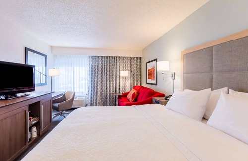 Rochester Hotel | Hampton Inn Rochester-South