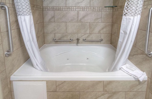Russellville Hotel | Hampton Inn Russellville