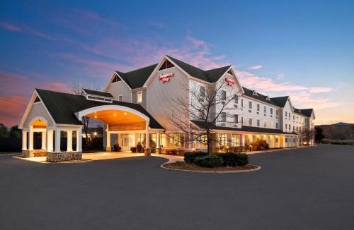 East Haven  Rutland County Hotel | Hampton Inn Rutland/Killington
