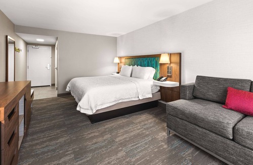 Seekonk Hotel | Hampton Inn Seekonk