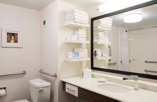 Seymour Hotel | Hampton Inn Seymour