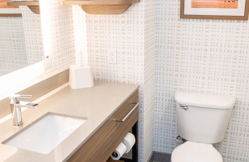New Freedom Hotel | Hampton Inn Shrewsbury