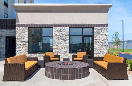 Sikeston Hotel | Hampton Inn Sikeston