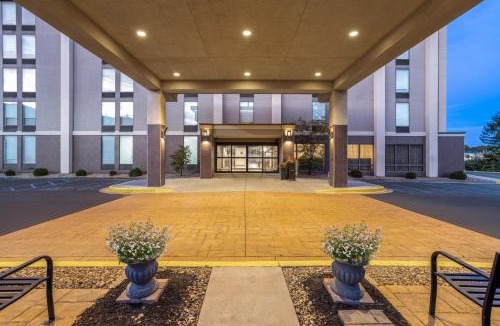 Somerset Hotel | Hampton Inn Somerset