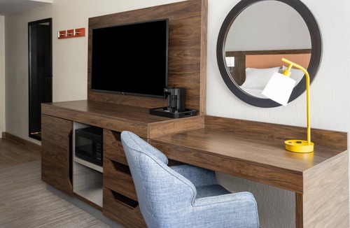 Somerset Hotel | Hampton Inn Somerset