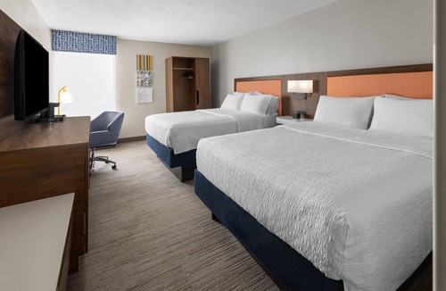 Somerset Hotel | Hampton Inn Somerset