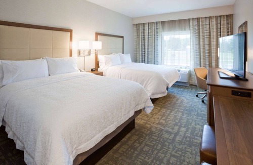 Spicer Hotel | Hampton Inn Spicer Green Lake