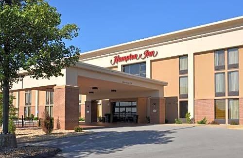 Springfield Hotel | Hampton Inn Springfield-South