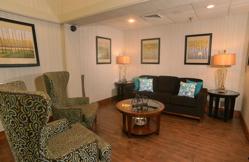 Springfield Hotel | Hampton Inn Springfield-South