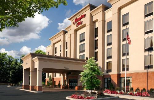 Enfield Hotel | Hampton Inn Springfield South Enfield