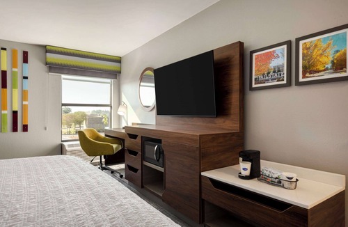 Starkville Hotel | Hampton Inn Starkville Mississippi State University