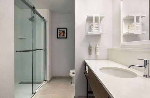 Stockton Hotel | Hampton Inn Stockton, Ca