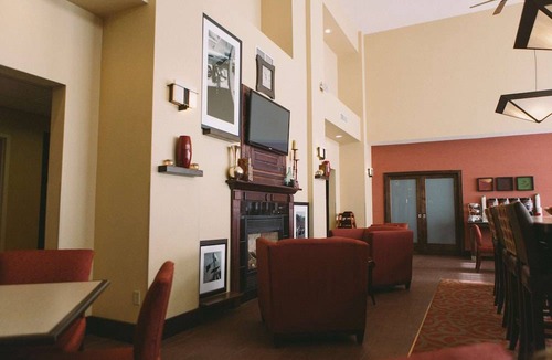 Scottsbluff Hotel | Hampton Inn & Suites Scottsbluff