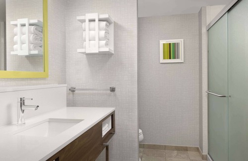 Altamonte Springs Hotel | Hampton Inn & Suites Orlando-North/Altamonte Springs