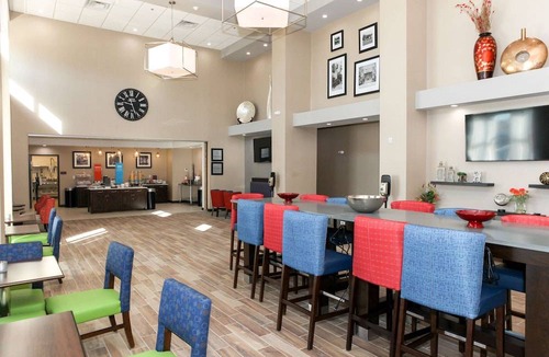 Lafayette Hotel | Hampton Inn & Suites Lafayette
