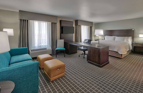 Albuquerque Hotel | Hampton Inn & Suites Albuquerque Airport