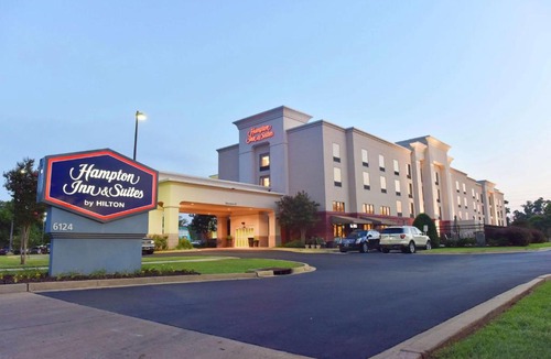 Alexandria Hotel | Hampton Inn & Suites Alexandria
