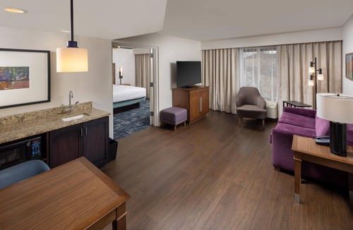 Skyland Hotel | Hampton Inn & Suites Asheville Airport