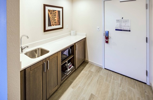 Ashland Hotel | Hampton Inn & Suites Ashland