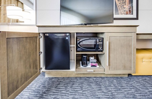 Ashland Hotel | Hampton Inn & Suites Ashland