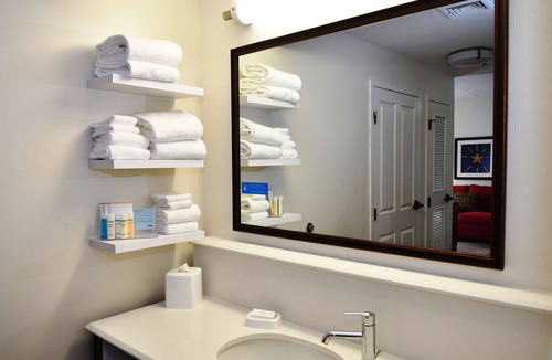 Bethlehem Hotel | Hampton Inn & Suites Bethlehem