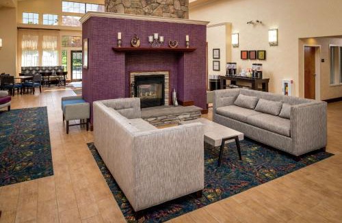 Binghamton Hotel | Hampton Inn & Suites Binghamton/Vestal