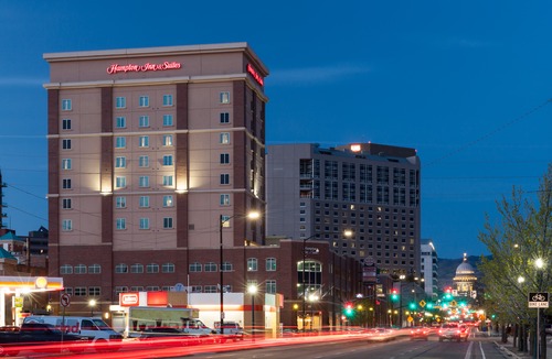 Boise Hotel | Hampton Inn & Suites Boise-Downtown