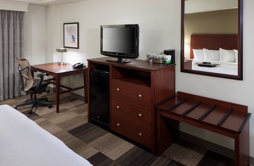 Boise Hotel | Hampton Inn & Suites Boise-Downtown