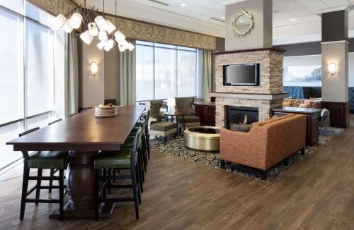Boise Hotel | Hampton Inn & Suites Boise-Downtown